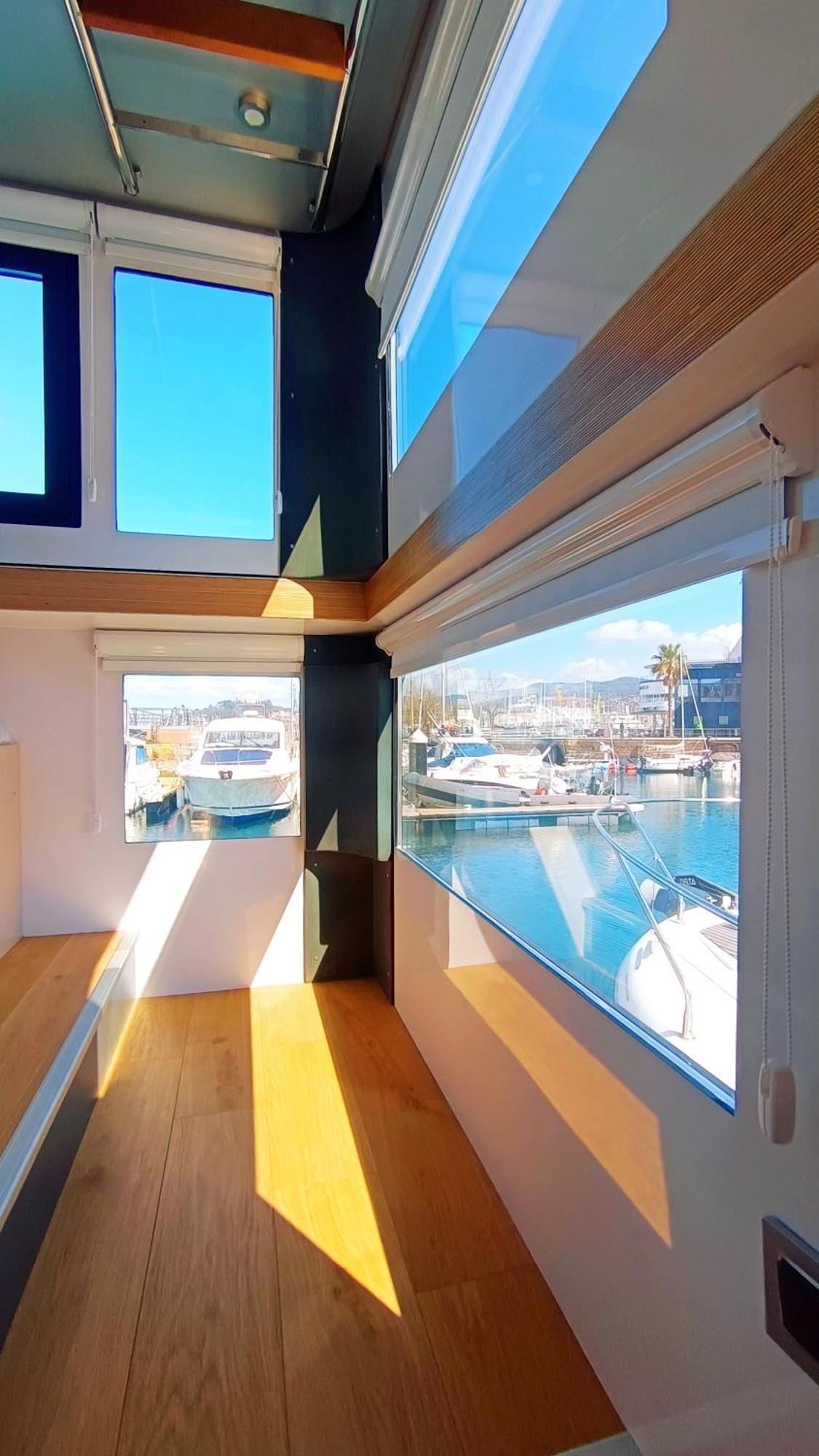 Casa Flotante En El Puerto De Vigo - Different Charter酒店 外观 照片